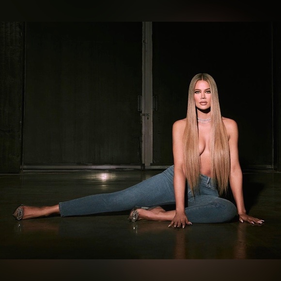 GOOD AMERICAN CINDER-F*CKING-RELLA JEWELED CLEAR PUMP NWOB - Picture 4 of 17